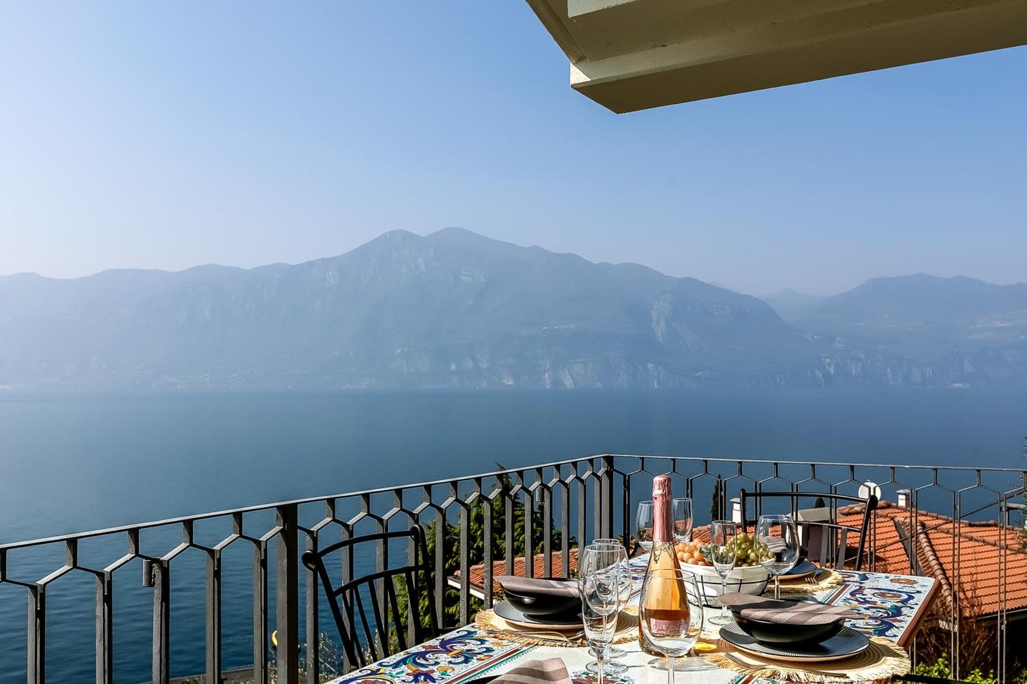 Villa Mercurio Бренцоне-суль-Гарда Экстерьер фото