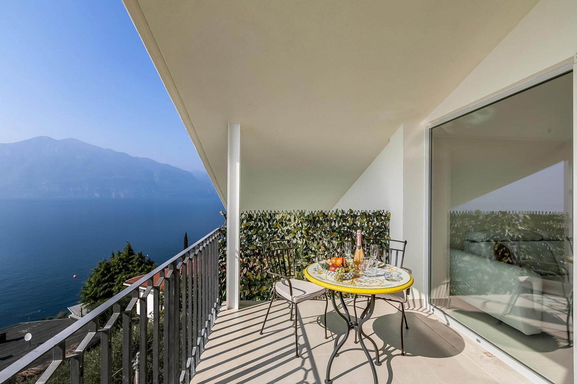 Villa Mercurio Бренцоне-суль-Гарда Экстерьер фото